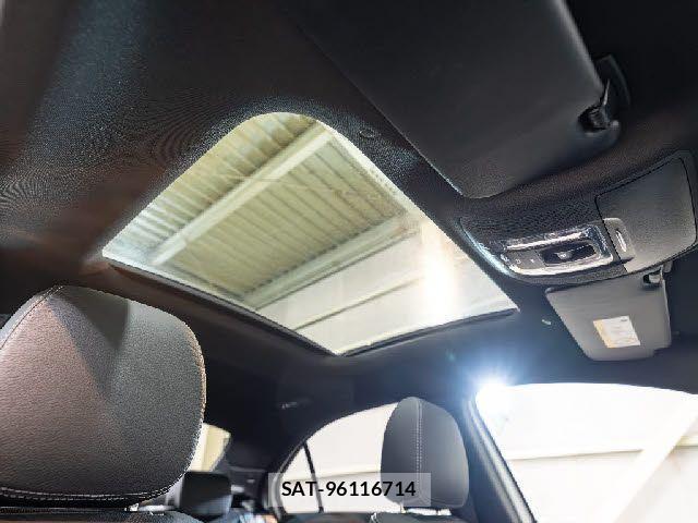 Mercedes Benz A-CLASS 2021-02 3675567-4