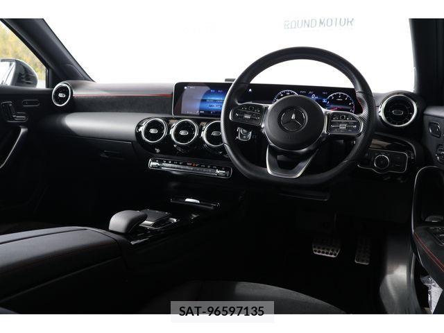 Mercedes Benz A-CLASS 2020-02 4326679-1