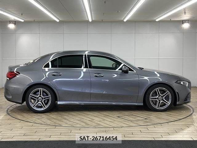 Mercedes Benz A-CLASS 2020-05 4755351-16