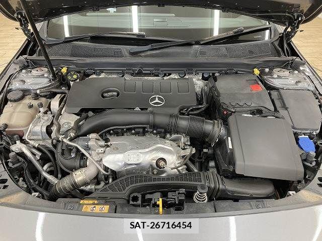 Mercedes Benz A-CLASS 2020-05 4755351-17