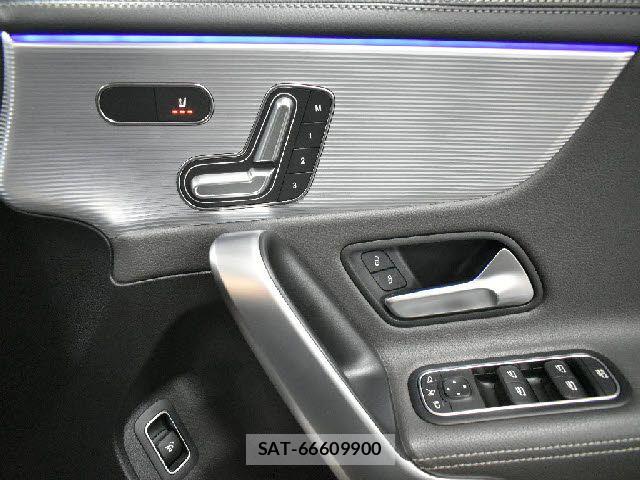 Mercedes Benz A-CLASS 2019-09 5871666-12