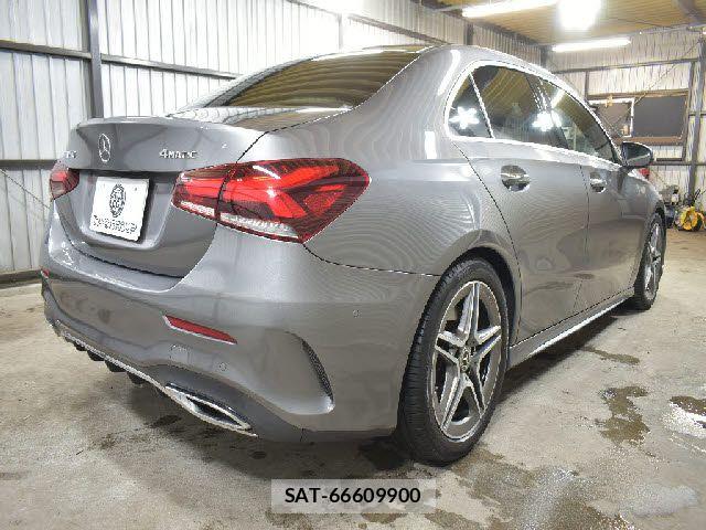 Mercedes Benz A-CLASS 2019-09 5871666-2