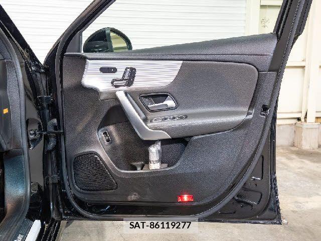 Mercedes Benz A-CLASS 2019-09 6012598-26