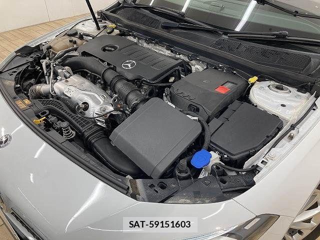 Mercedes Benz A-CLASS 2019-09 6012601-17
