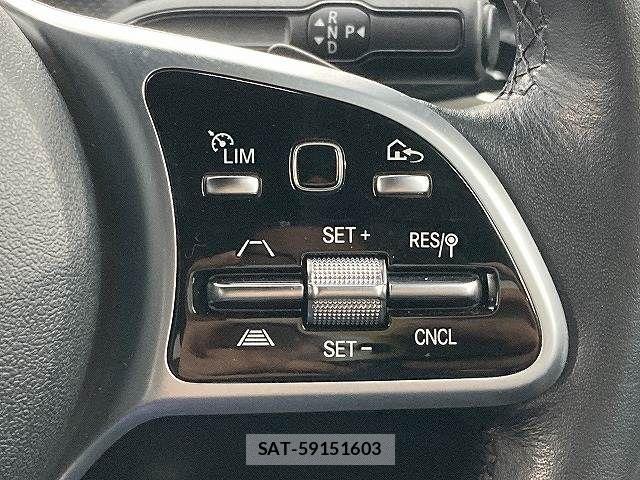 Mercedes Benz A-CLASS 2019-09 6012601-6