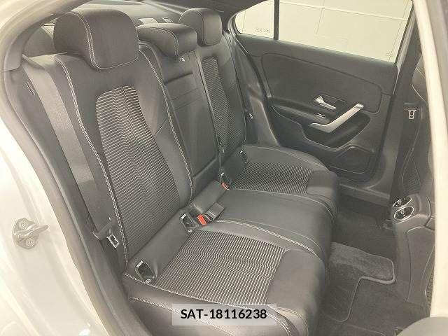 Mercedes Benz A-CLASS 2019-11 6216747-12