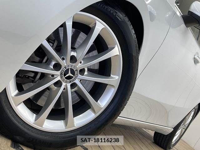Mercedes Benz A-CLASS 2019-11 6216747-18