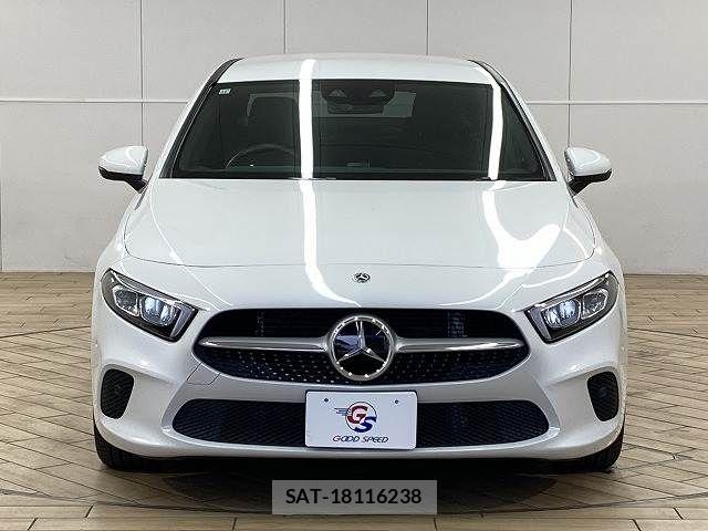 Mercedes Benz A-CLASS 2019-11 6216747-2