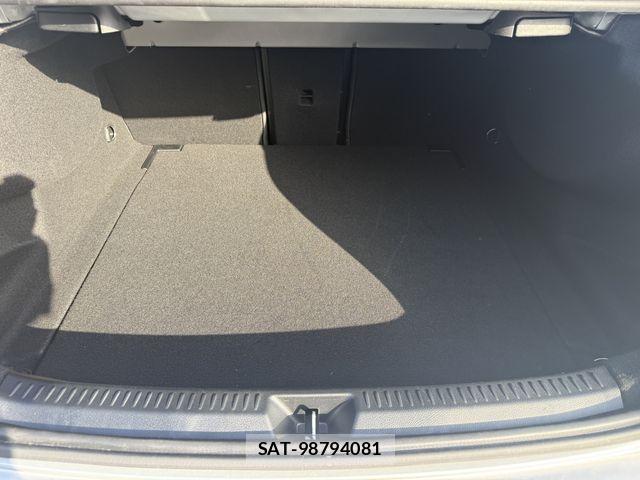 Mercedes Benz A-CLASS 2023-04 6245541-15