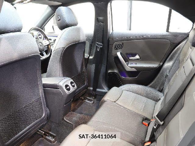 Mercedes Benz A-CLASS 2019-12 6245543-3