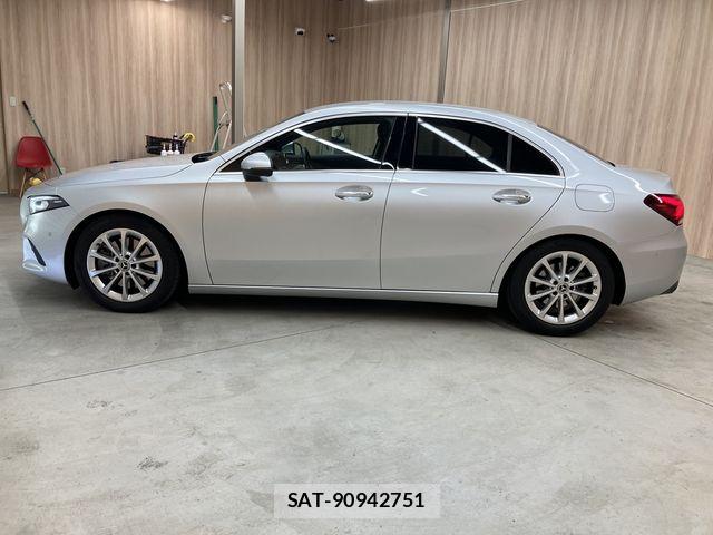 Mercedes Benz A-CLASS 2019-09 6613101-25