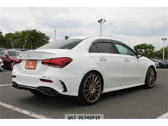 Mercedes Benz A-CLASS 2020-02 6613100-13
