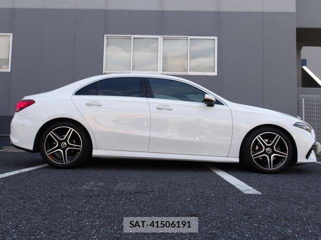 Mercedes Benz A-CLASS 2023-09 6641940-12
