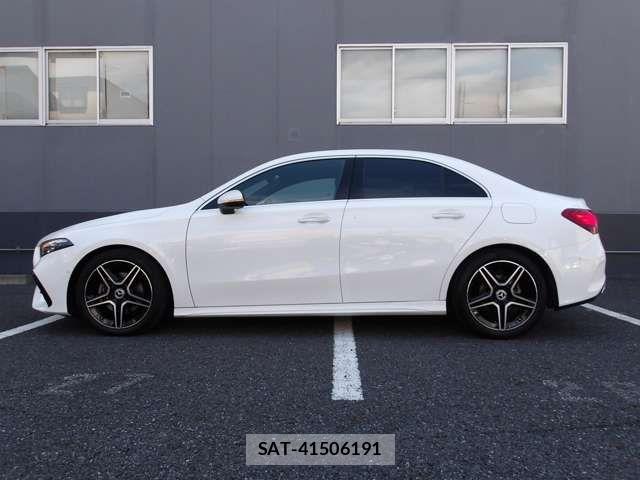 Mercedes Benz A-CLASS 2023-09 6641940-13