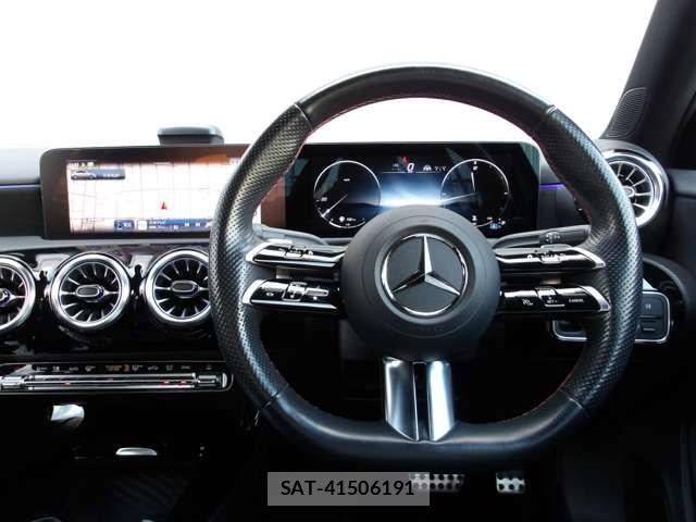 Mercedes Benz A-CLASS 2023-09 6641940-6