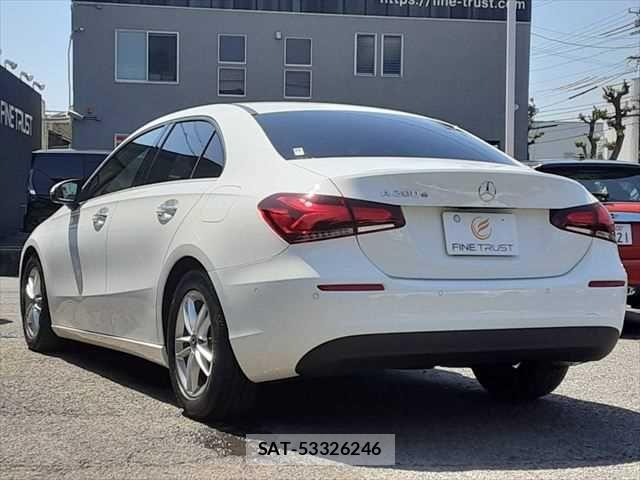 Mercedes Benz A-CLASS 2020-06 6672428-18