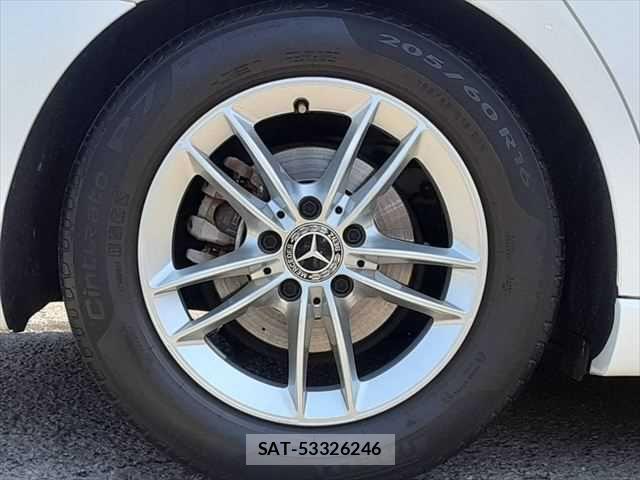 Mercedes Benz A-CLASS 2020-06 6672428-25