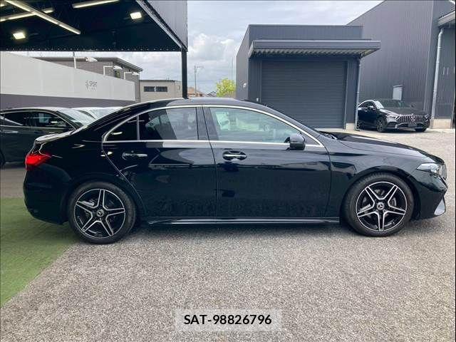Mercedes Benz A-CLASS 2023-11 6672426-14