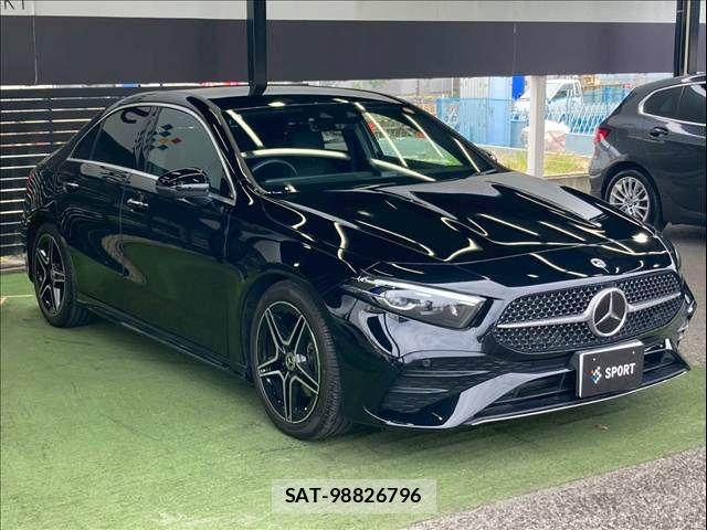 Mercedes Benz A-CLASS 2023-11 6672426-15