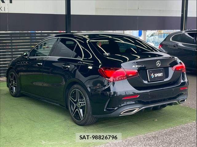 Mercedes Benz A-CLASS 2023-11 6672426-16