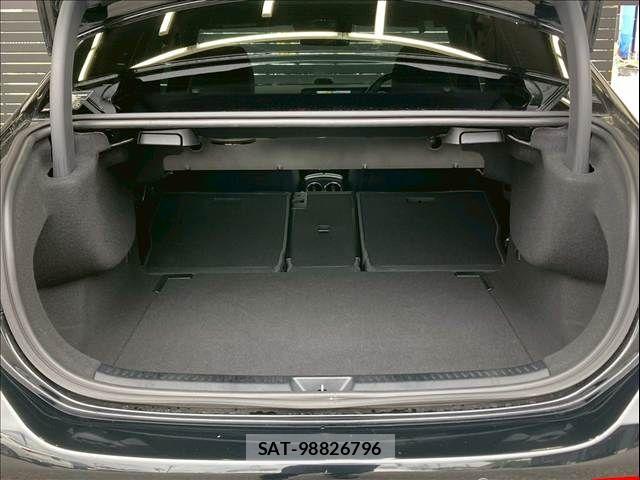 Mercedes Benz A-CLASS 2023-11 6672426-17
