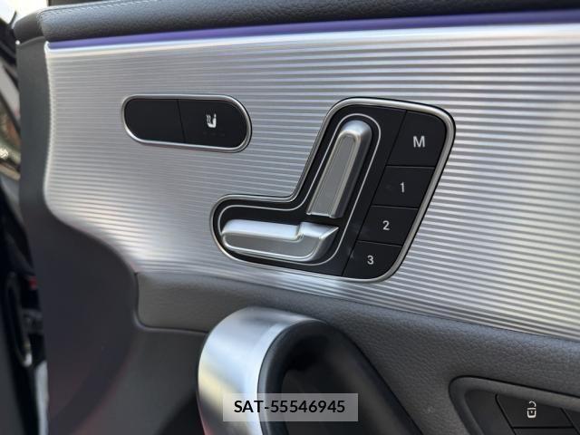 Mercedes Benz A-CLASS 2020-06 6672427-28