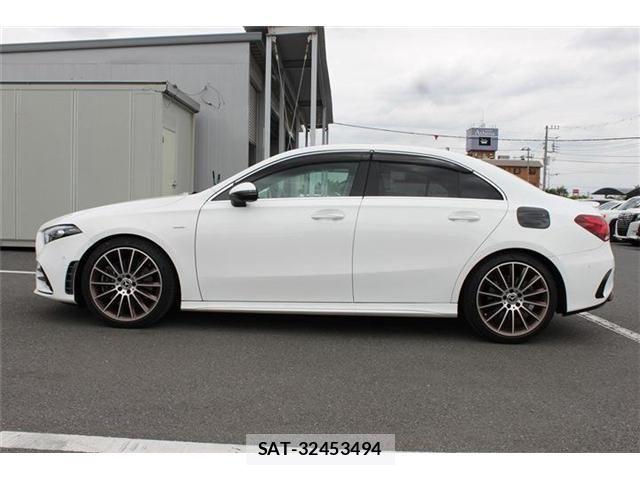 Mercedes Benz A-CLASS 2020-02 7059428-8