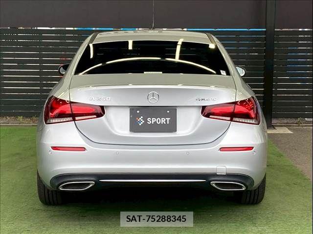 Mercedes Benz A-CLASS 2019-09 7221496-13