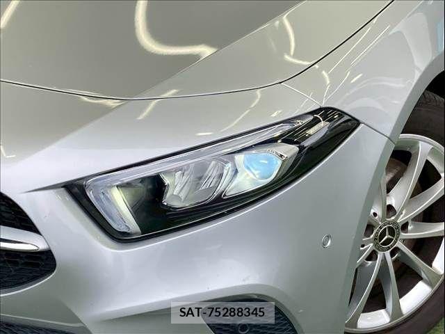 Mercedes Benz A-CLASS 2019-09 7221496-19