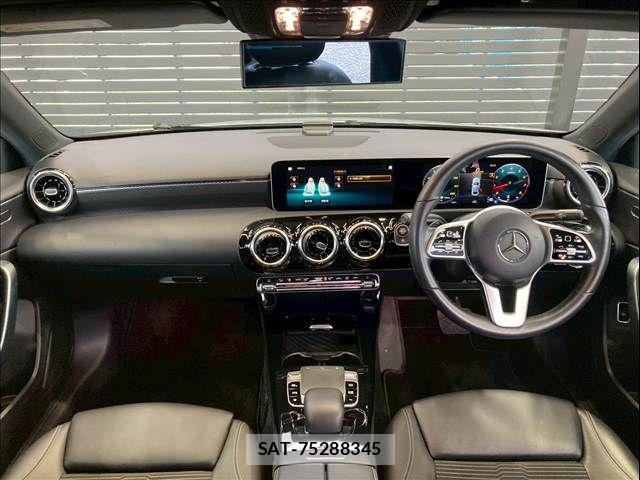 Mercedes Benz A-CLASS 2019-09 7221496-2
