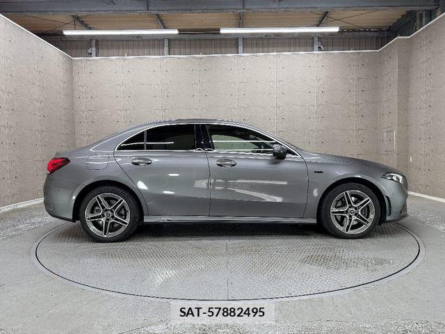 Mercedes Benz A-CLASS 2021-06 7328253-8