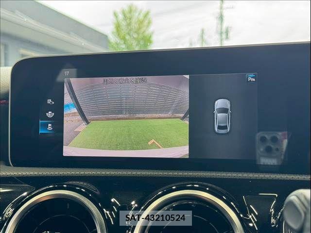 Mercedes Benz A-CLASS 2020-10 7501424-4