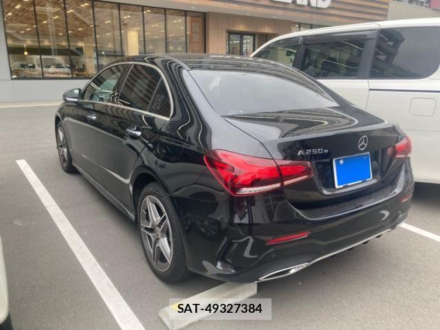 Mercedes Benz A-CLASS 2021-11 7617928-3