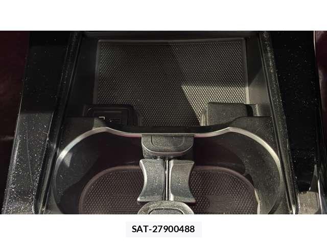 Mercedes Benz A-CLASS 2022-02 7617927-18