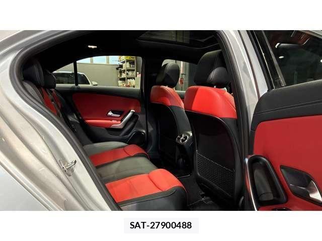 Mercedes Benz A-CLASS 2022-02 7617927-26