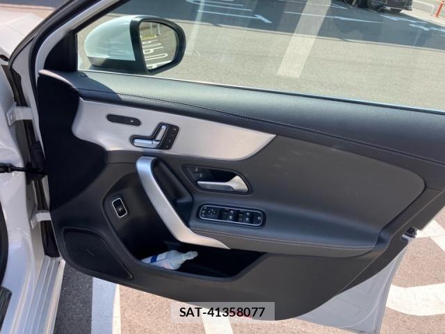 Mercedes Benz A-CLASS 2019-09 7877635-16