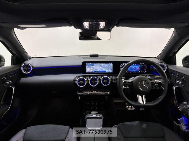 Mercedes Benz A-CLASS 2025-06 8100335-24