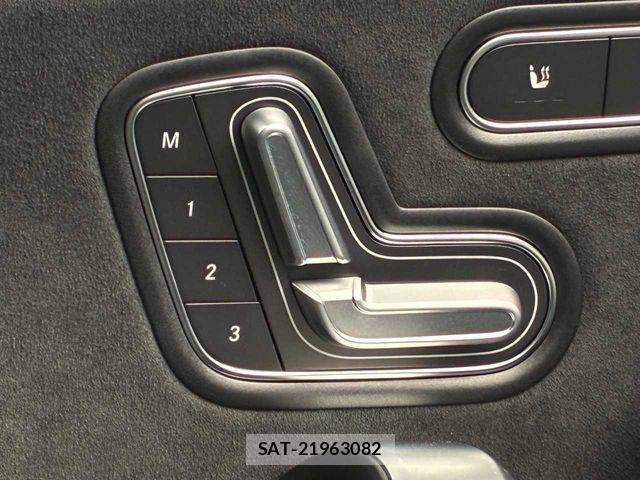 Mercedes Benz A-CLASS 2023-09 8146134-16