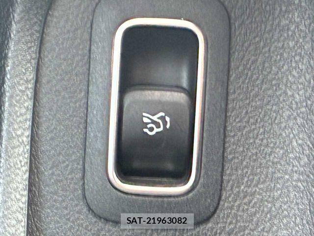 Mercedes Benz A-CLASS 2023-09 8146134-18