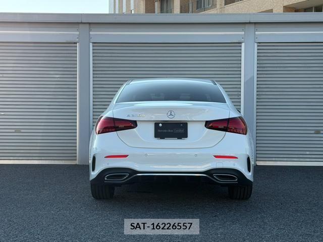 Mercedes Benz A-CLASS 2024-12 8208606-14