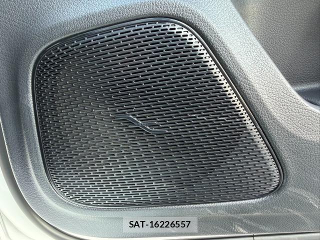 Mercedes Benz A-CLASS 2024-12 8208606-7