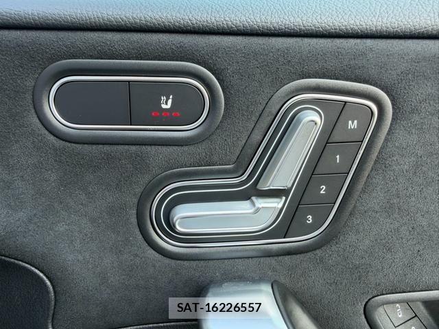Mercedes Benz A-CLASS 2024-12 8208606-8
