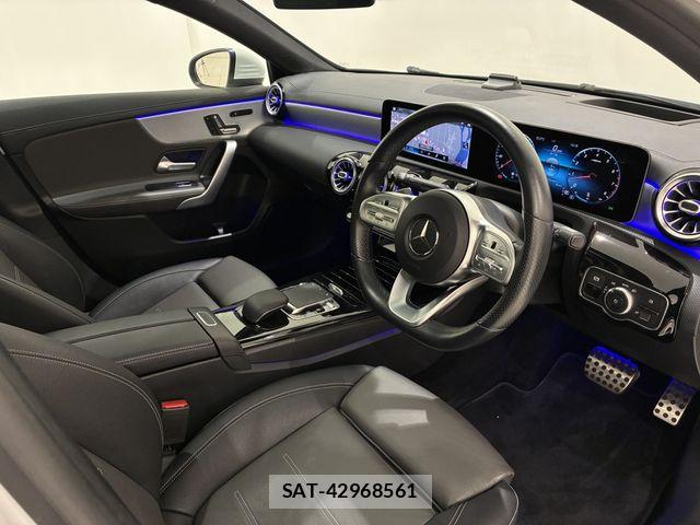 Mercedes Benz A-CLASS 2021-02 8208608-1