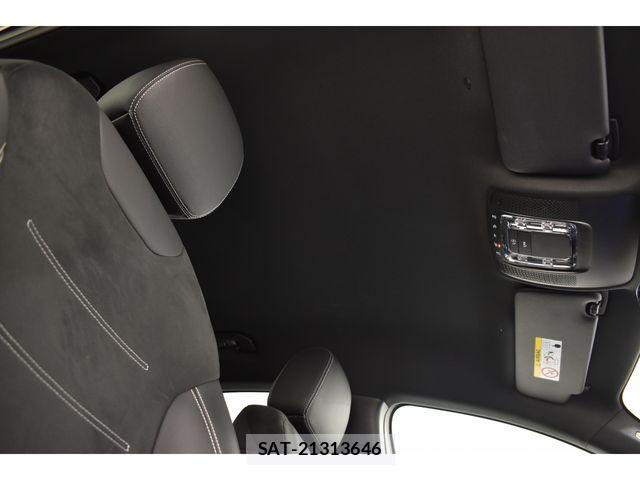 Mercedes Benz A-CLASS 2025-06 8315345-4