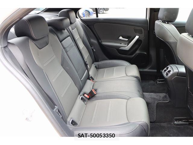 Mercedes Benz A-CLASS 2020-03 8336700-11
