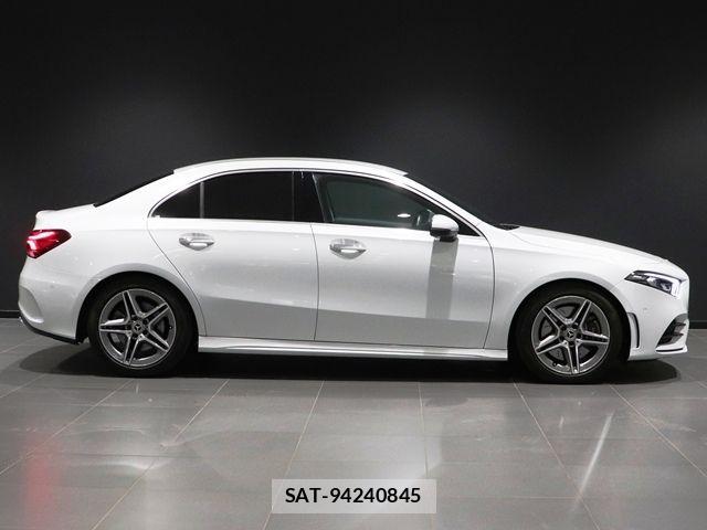 Mercedes Benz A-CLASS 2020-02 8562593-9