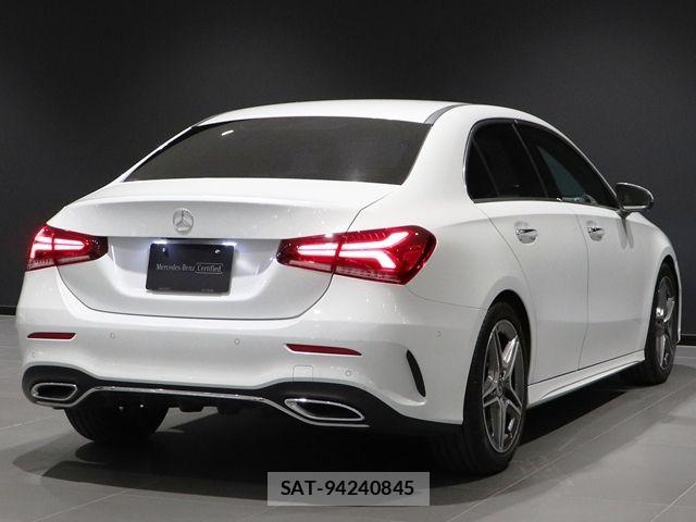 Mercedes Benz A-CLASS 2020-02 8562593-11