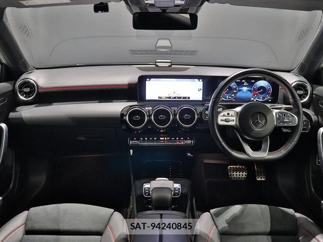 Mercedes Benz A-CLASS 2020-02 8562593-1