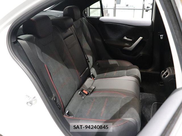 Mercedes Benz A-CLASS 2020-02 8562593-25