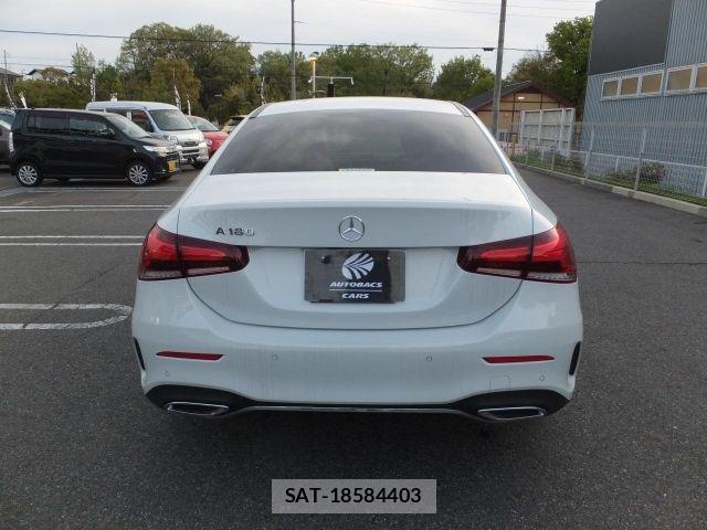 Mercedes Benz A-CLASS 2021-03 8627624-4